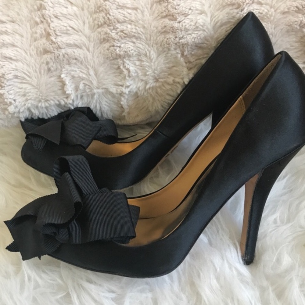 Badgley Mischka Satin Evening Heels/Black